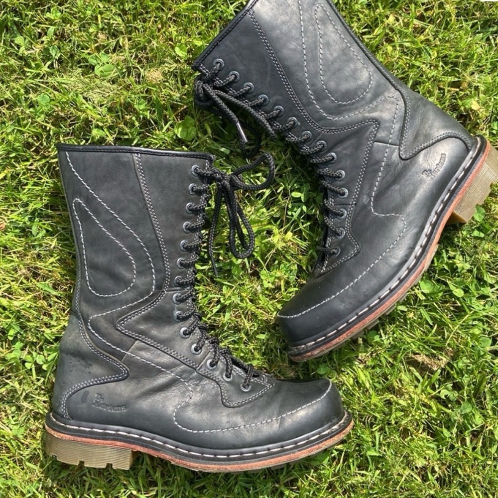 Vintage Dr. Martens 11472 Dark Charcoal Grey Leather 14-Eye Lace Up tall boots 7